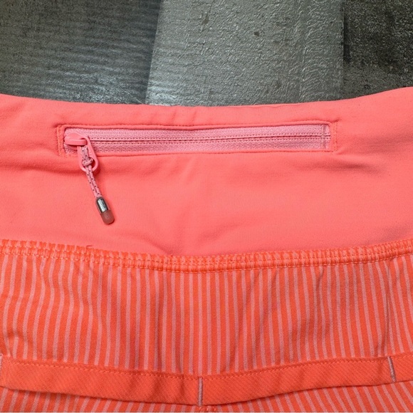 Lululemon Athletica Coral Run Speed Up Shorts with Lightweight Fabric size 8 - Picture 8 of 13